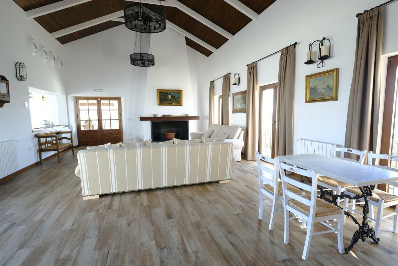 Gasthaus Casas De Alisne Almodóvar del Río Exterior foto